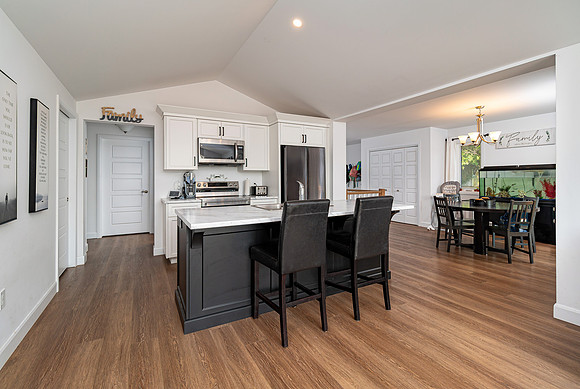812080 Baseline Rd_11