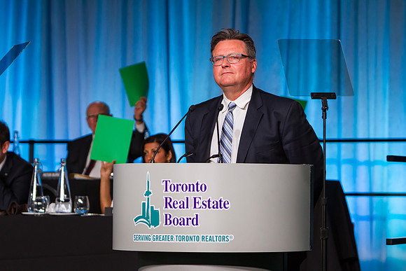 0769_RealtorQuest_AGM_2016_IMG_1576_