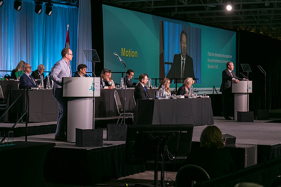 0662_RealtorQuest_AGM_2016_GP_M3550_