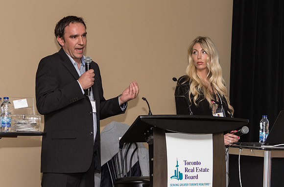 1738_RealtorQuest_AGM_2016_GP_L3838_