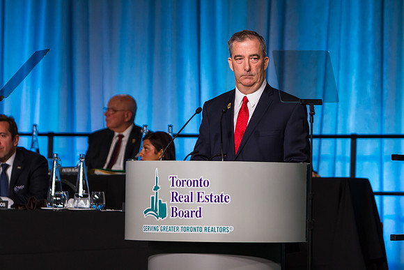 0723_RealtorQuest_AGM_2016_IMG_1555_