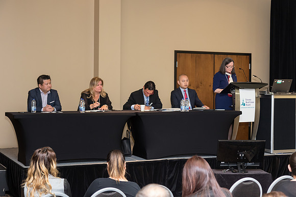 2184_RealtorQuest_AGM_2016_GP_L4108_
