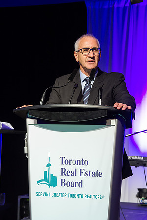 TREB Member Dinner 25-50 2016-8788