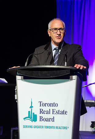 TREB Member Dinner 25-50 2016-8787