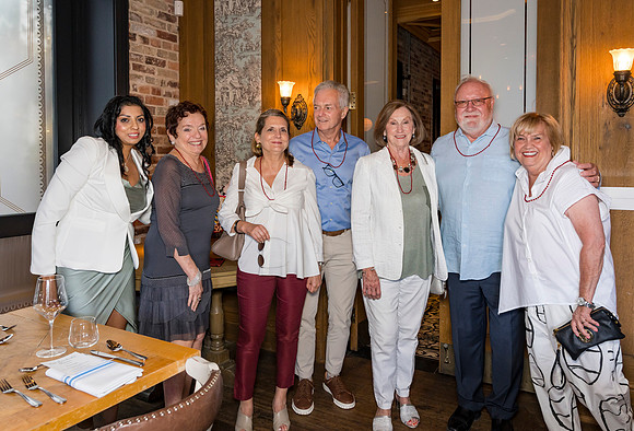 Past Presidents Dinner 2022-02841