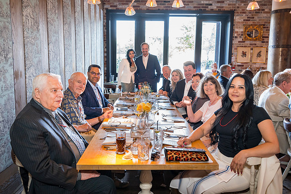 Past Presidents Dinner 2022-03073
