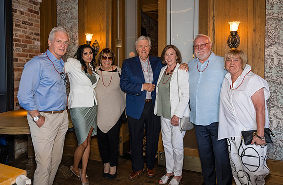 Past Presidents Dinner 2022-02846