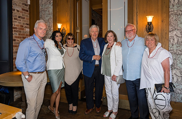 Past Presidents Dinner 2022-02845