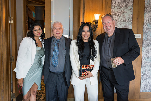 Past Presidents Dinner 2022-02726