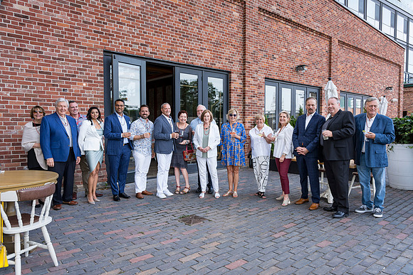 Past Presidents Dinner 2022-02975