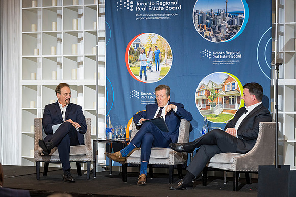 FiresideChat2022-TRREB-KevinCrigger-JohnDiMichele-JohnTory-06684