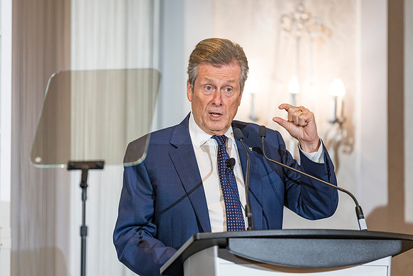 FiresideChat2022-TRREB-KevinCrigger-JohnDiMichele-JohnTory-06657