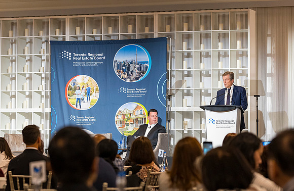 FiresideChat2022-TRREB-KevinCrigger-JohnDiMichele-JohnTory-06635