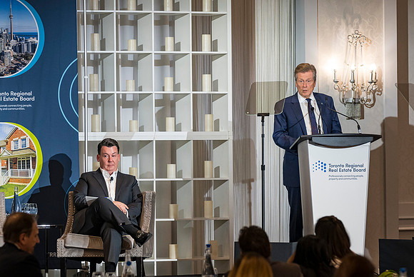 FiresideChat2022-TRREB-KevinCrigger-JohnDiMichele-JohnTory-06641