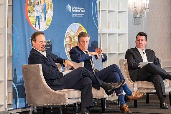 FiresideChat2022-TRREB-KevinCrigger-JohnDiMichele-JohnTory-06804