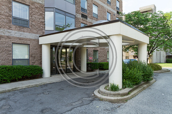 76 Roehampton Ave_St_Catharines_04