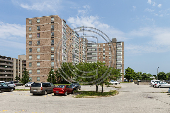 76 Roehampton Ave_St_Catharines_09