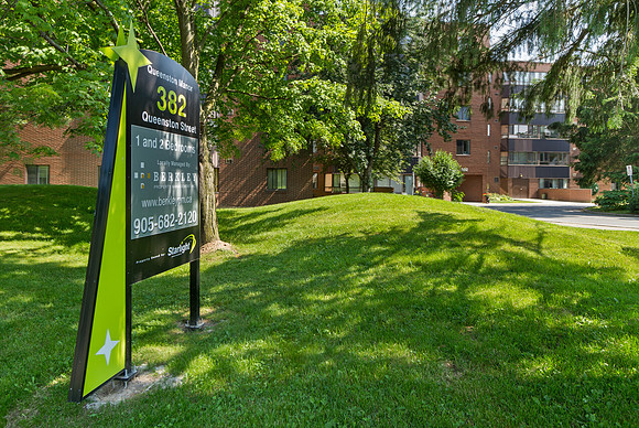 382 Queenston St_St_Catharines_01