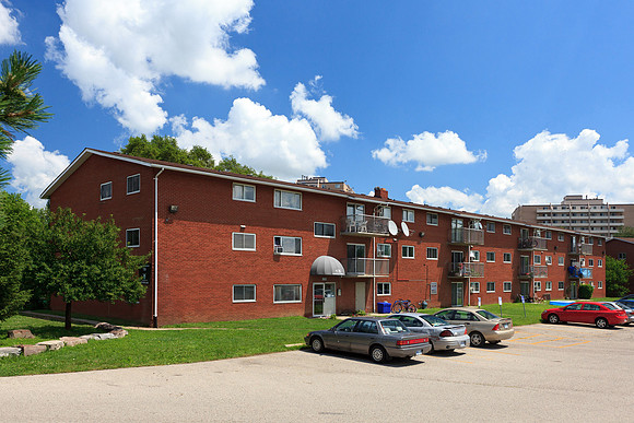 135_Connaught_Ave_543_Mornington_Ave_London_02