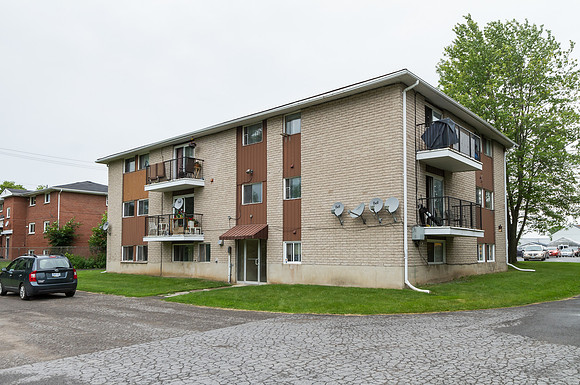 252 Belleville Rd_01_Napanee