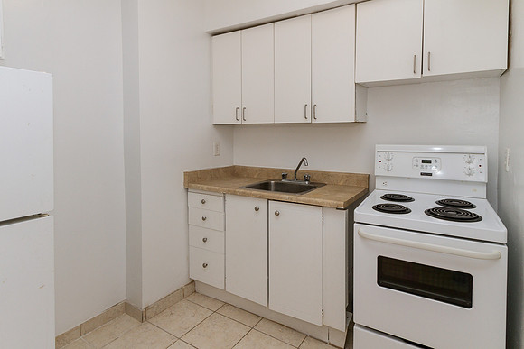32 Brockwell Dr_Toronto_09