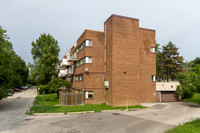 34 Brockwell Dr_Toronto_03