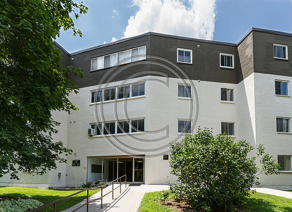 2 Colborne St_Lindsay_01