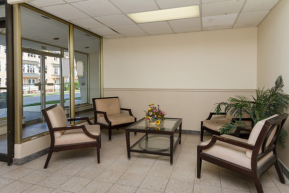 165 Ontario St_St_Catharines_06