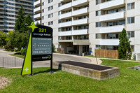 221 Glenridge Ave_St_Catharines_03