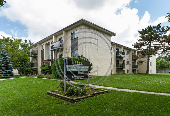 93-99 _Westwood_Dr_Kitchener06