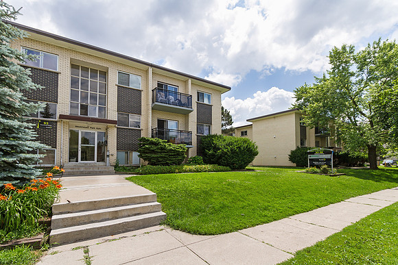 93-99 _Westwood_Dr_Kitchener01