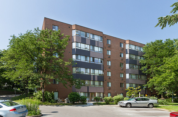 382 Queenston St_St_Catharines_05