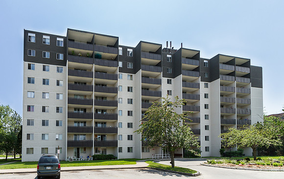 273 Vine St_St_Catharines_02