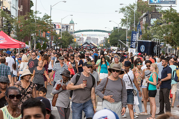 Taste of the Danforth 2016_GP_L8345