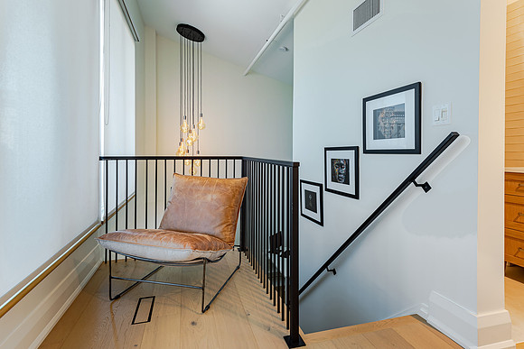 21 Nassau St_39