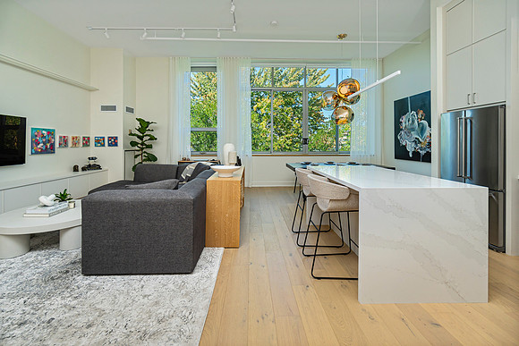 21 Nassau St_19