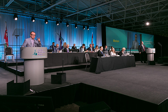 0683_RealtorQuest_AGM_2016_GP_M3568_