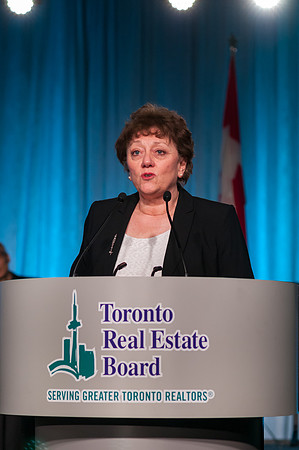 0432_RealtorQuest_AGM_2016__DSC3275_