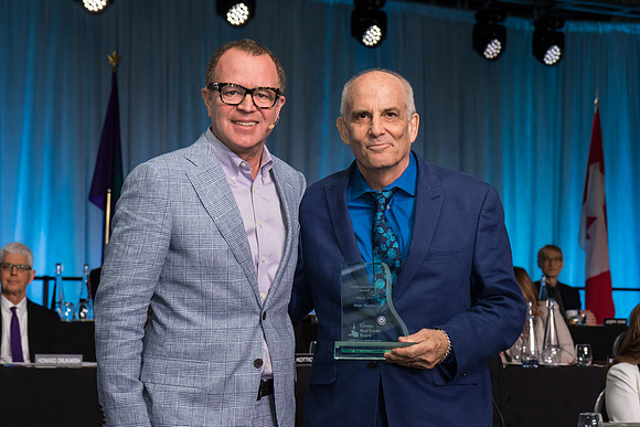 0357_RealtorQuest_AGM_2016_GP_L3510_