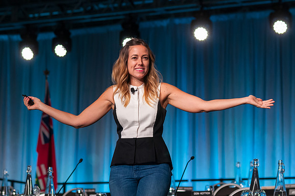 0933_RealtorQuest_AGM_2016__DSC3457_