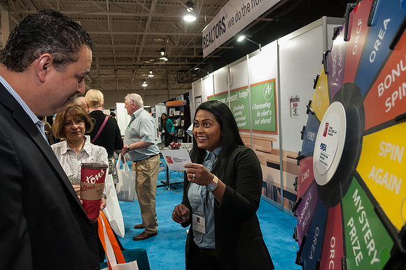 0200_RealtorQuest_AGM_2016__DSC3235 (1)_