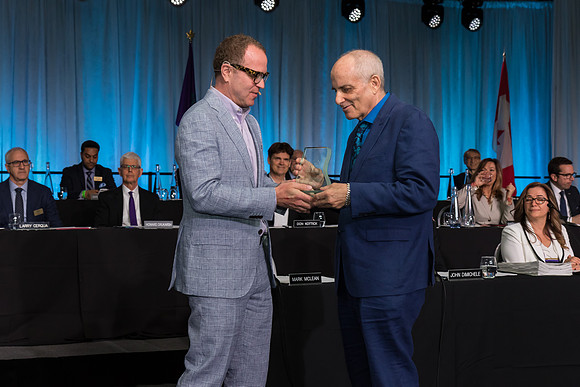 0350_RealtorQuest_AGM_2016_GP_L3507_