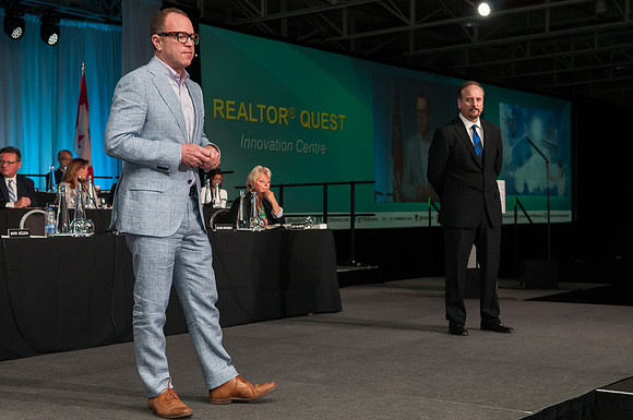 0799_RealtorQuest_AGM_2016__DSC3295_