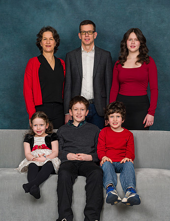 Cowan Family Christmas Portraits 2023-0238GP