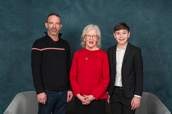 Cowan Family Christmas Portraits 2023-0244GP
