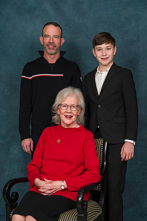 Cowan Family Christmas Portraits 2023-0247GP