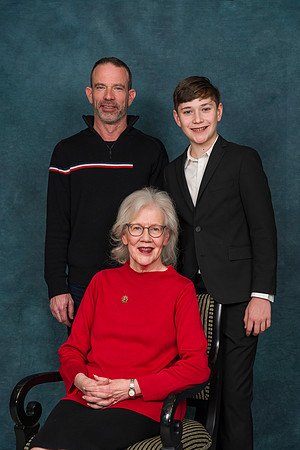 Cowan Family Christmas Portraits 2023-0248GP
