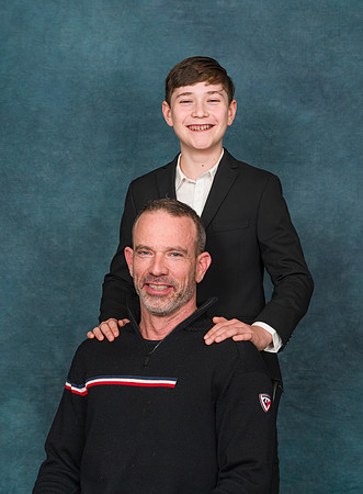 Cowan Family Christmas Portraits 2023-0249GP