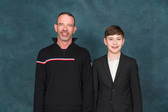 Cowan Family Christmas Portraits 2023-0258GP