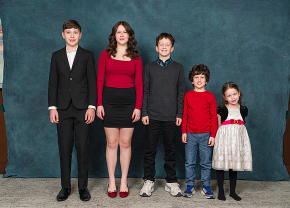 Cowan Family Christmas Portraits 2023-0266GP